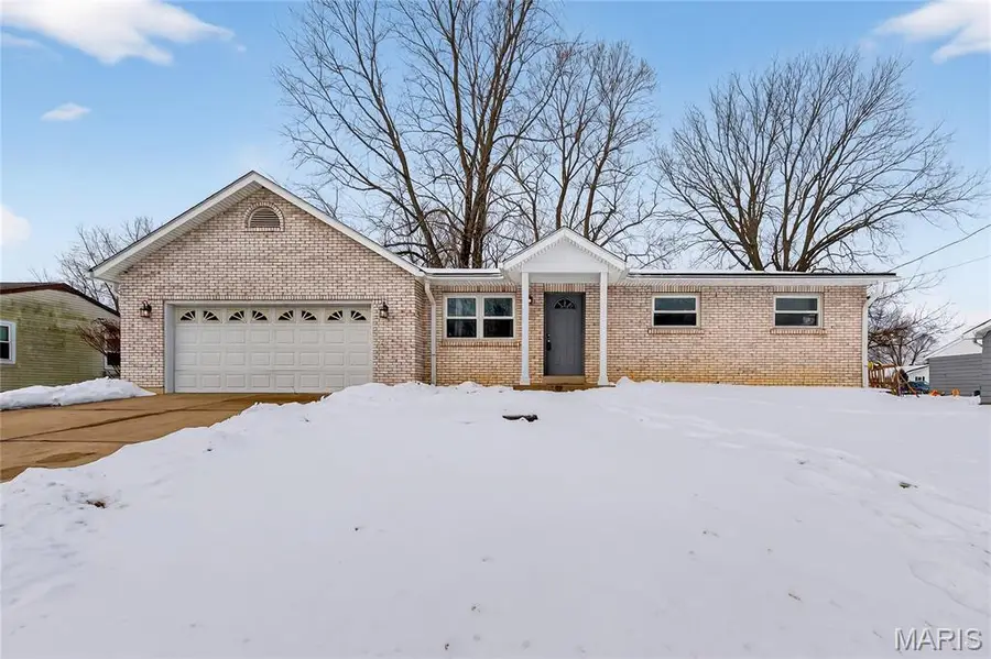 1427 Caulks Hill Road, Saint Charles, MO 63304 - Image #2