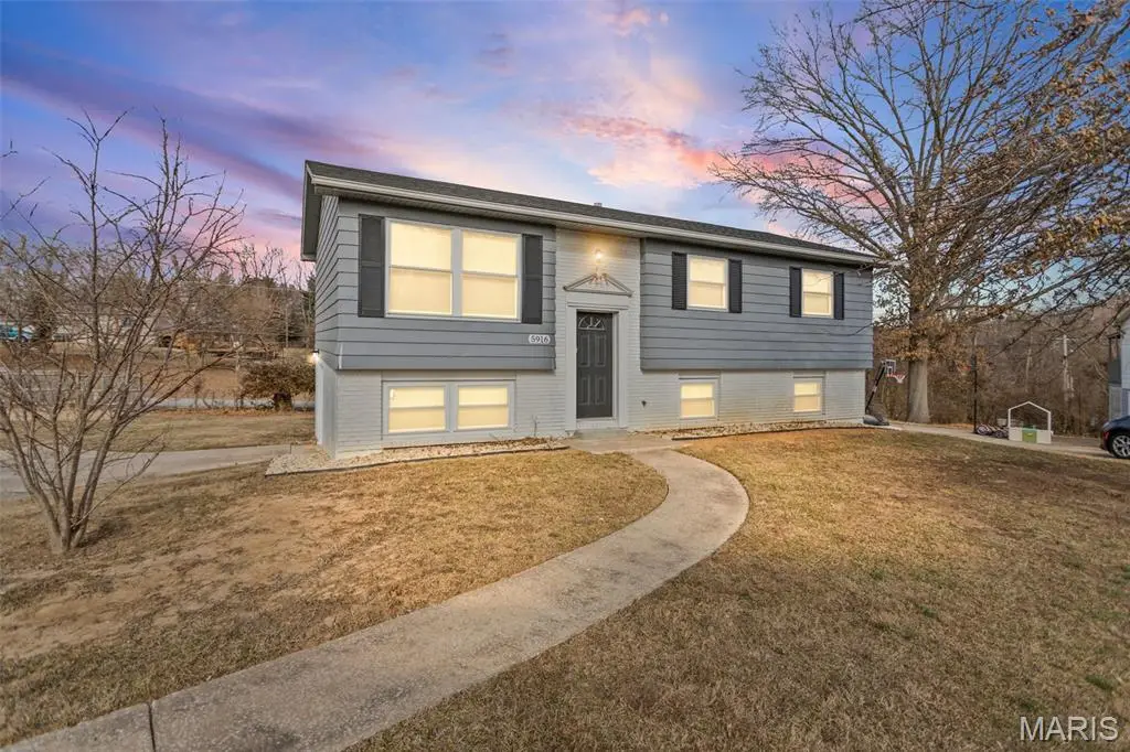 5916 Dogwood Lane, Godfrey, IL 62035 - Image #1