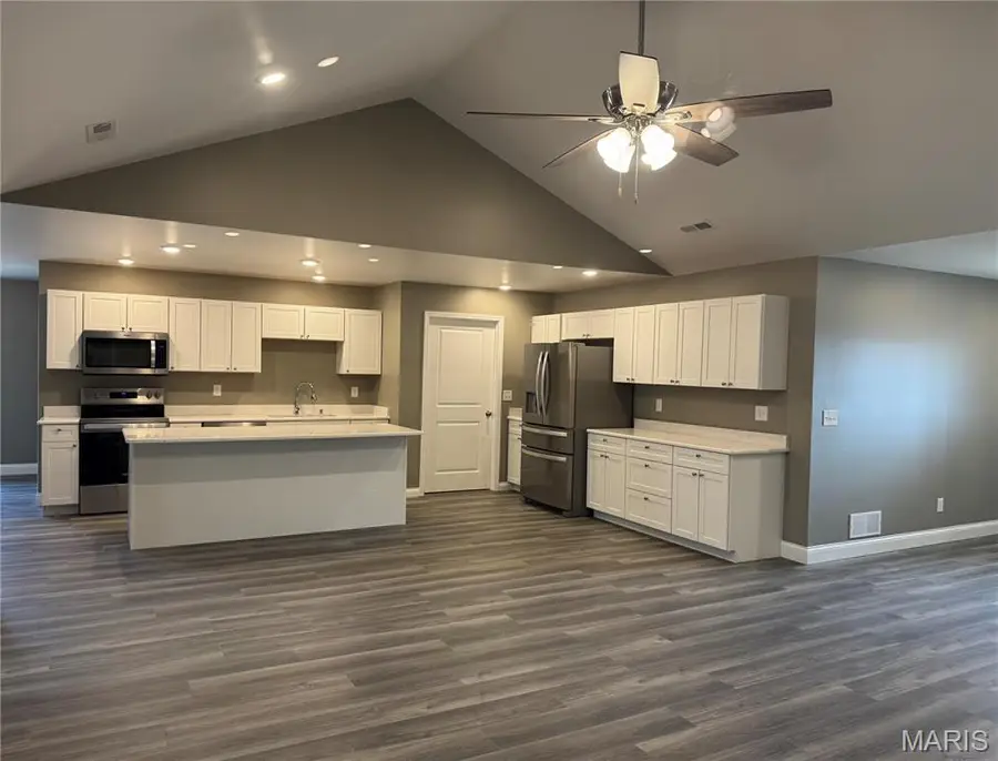 177 Kitlaw Trail, Hannibal, MO 63401 - Image #2