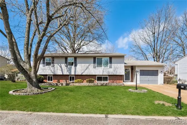 809 Brookside Drive, Arnold, MO 63010