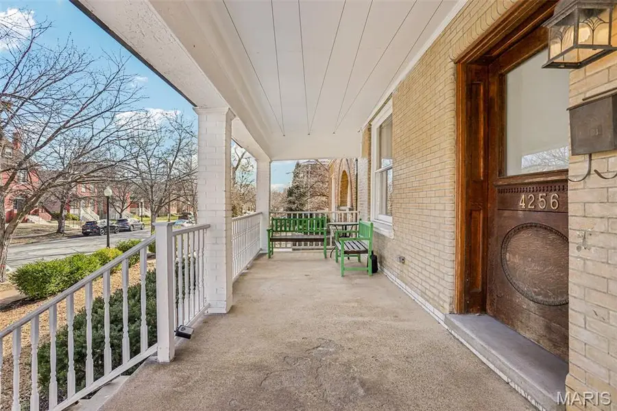 4256 Westminster Place, Saint Louis, MO 63108 - #3