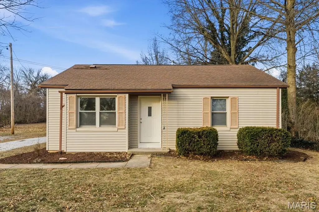 105 Ross Lane, Belleville, IL 62220 - Image #1