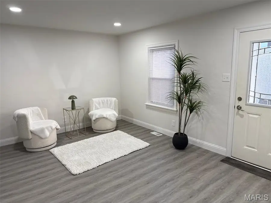 145 Jefferson Barracks Road, Lemay, MO 63125 - Image #3