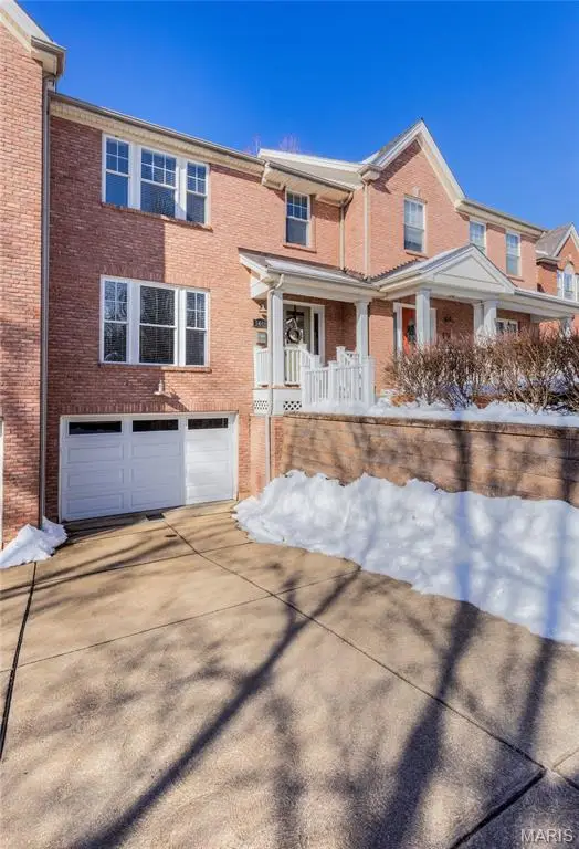 3469 Cambridge Avenue, Saint Louis, MO 63143 - #2