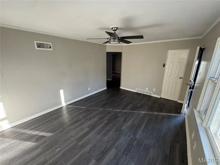 9850 Dennis Drive, Saint Louis, MO 63136 - #2