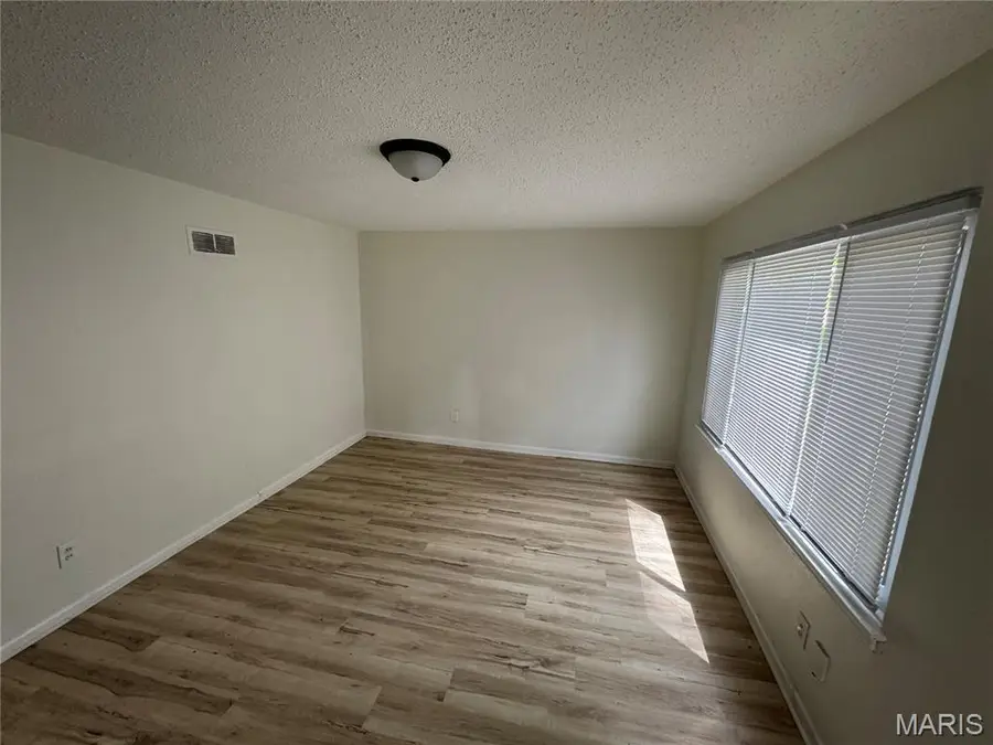 9815 Vickie Place, Saint Louis, MO 63136 - #2