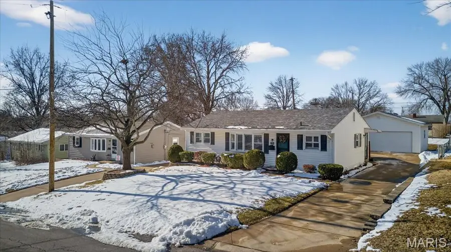 2709 Sibley Street, Saint Charles, MO 63301 - #3