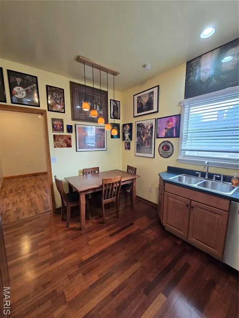 811 N Main Street, Columbia, IL 62236 - #3