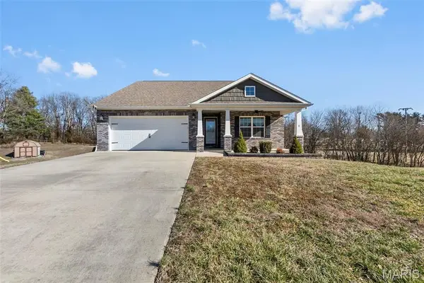1422 Discovery Court, Jackson, MO 63755