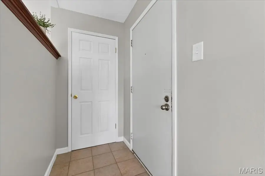 3 Fairways Circle #J, Saint Charles, MO 63303 - #3