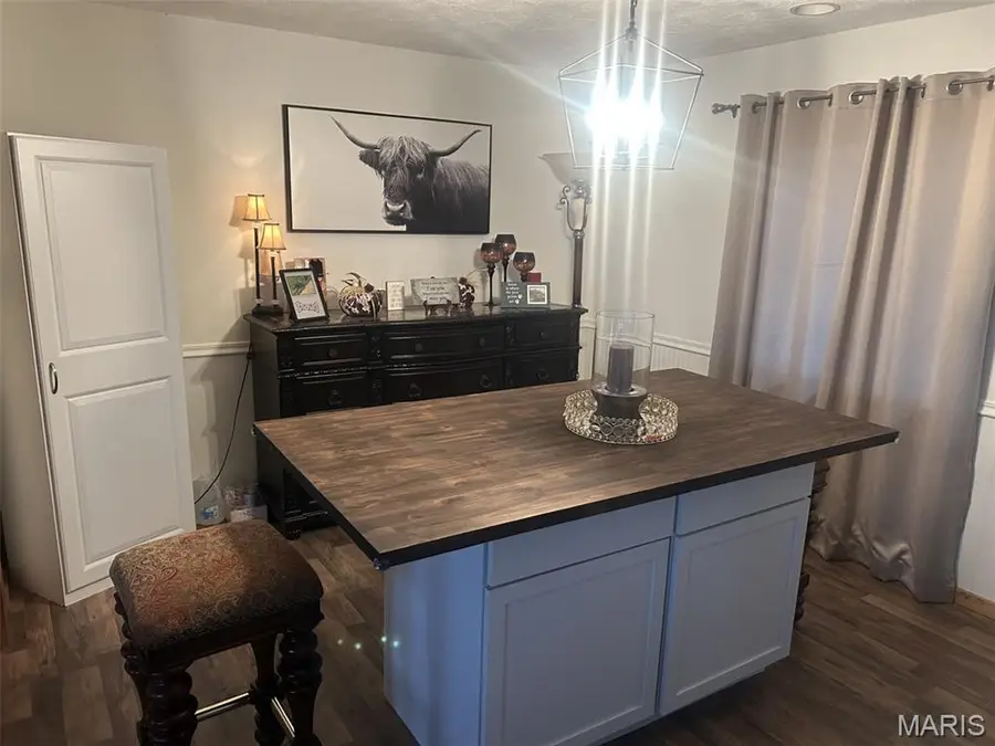 1059 N Cherry Street, Breese, IL 62230 - Image #3