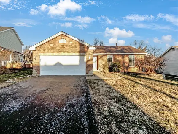 4024 French Oak Lane, St Charles, MO 63304