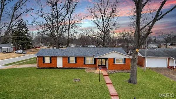 2305 Belfast Drive, Florissant, MO 63033