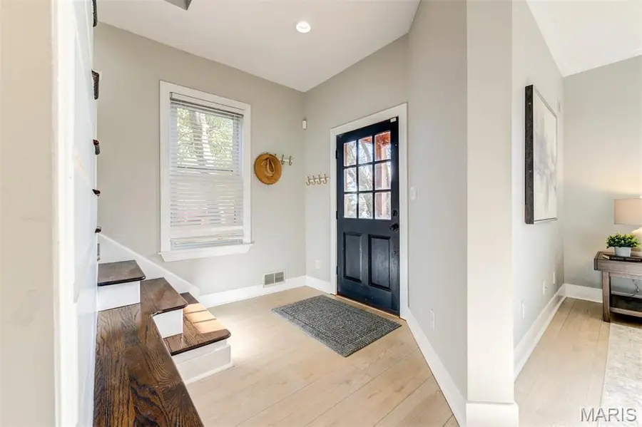 6413 Lloyd Avenue, Saint Louis, MO 63139 - Image #3