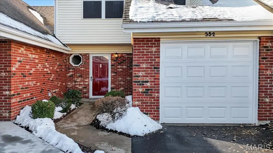 352 Windsor Place #B, Saint Peters, MO 63376 - Image #3