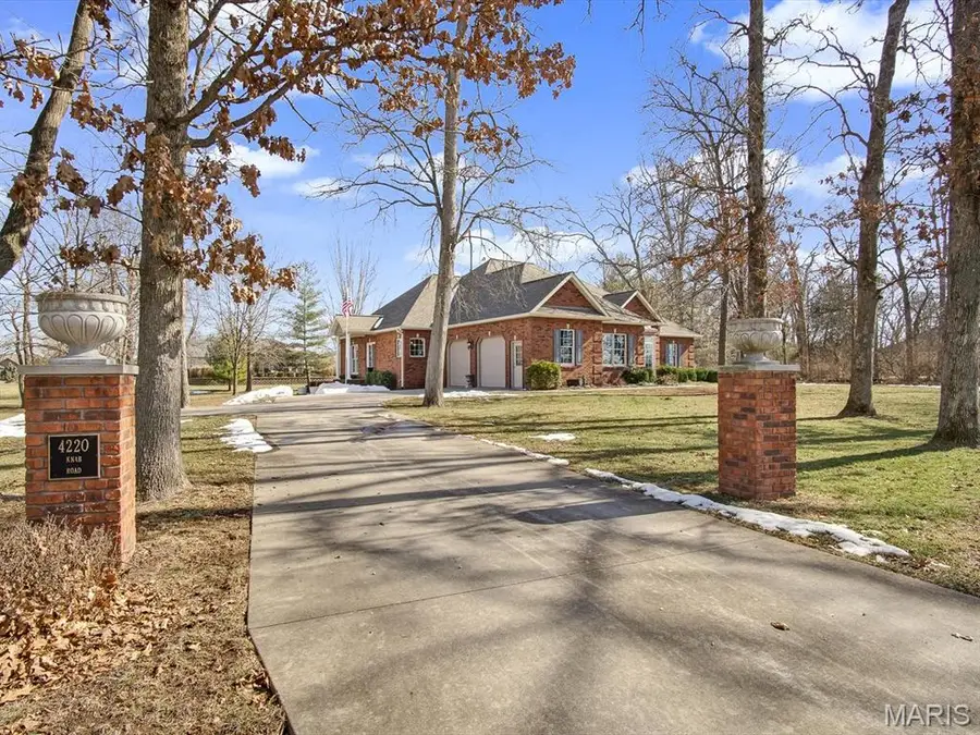 4220 Knab Road, Smithton, IL 62285 - Image #3