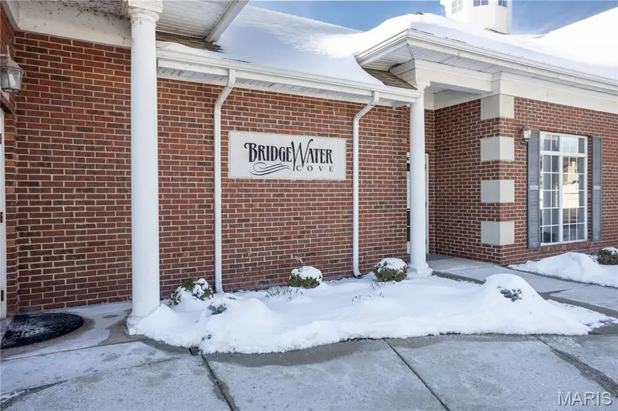 42 Kassebaum Lane #208, Saint Louis, MO 63129 - Image #2