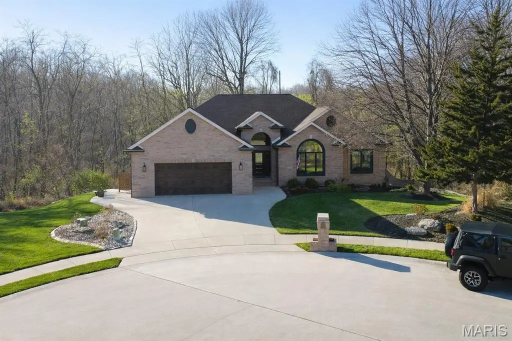 3 Chelsea Road, Collinsville, IL 62234 - Image #1