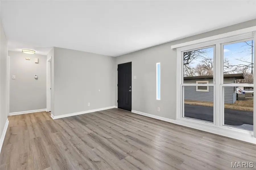 19 Marquette Drive, Florissant, MO 63031 - Image #3