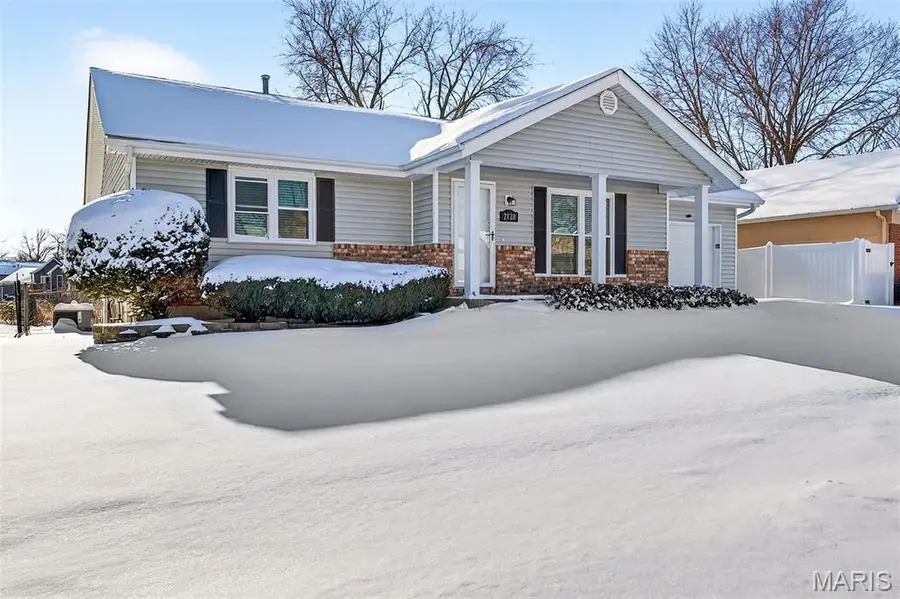 2128 Monks Hollow Drive, Florissant, MO 63031 - Image #3