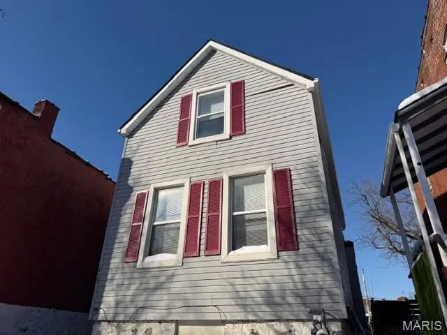 3721 S Compton Avenue, Saint Louis, MO 63118 - Image #2