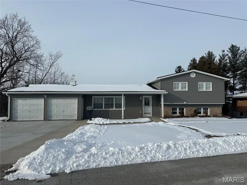 35 Holiday Drive, Hannibal, MO 63401 - Image #1