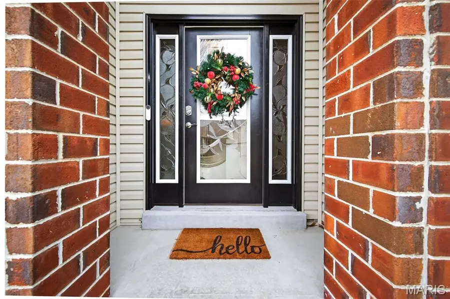 968 Ridgepointe Place Circle, Lake Saint Louis, MO 63367 - Image #3