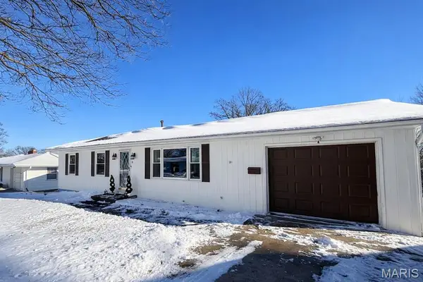 6 Fair Oaks, Hannibal, MO 63401