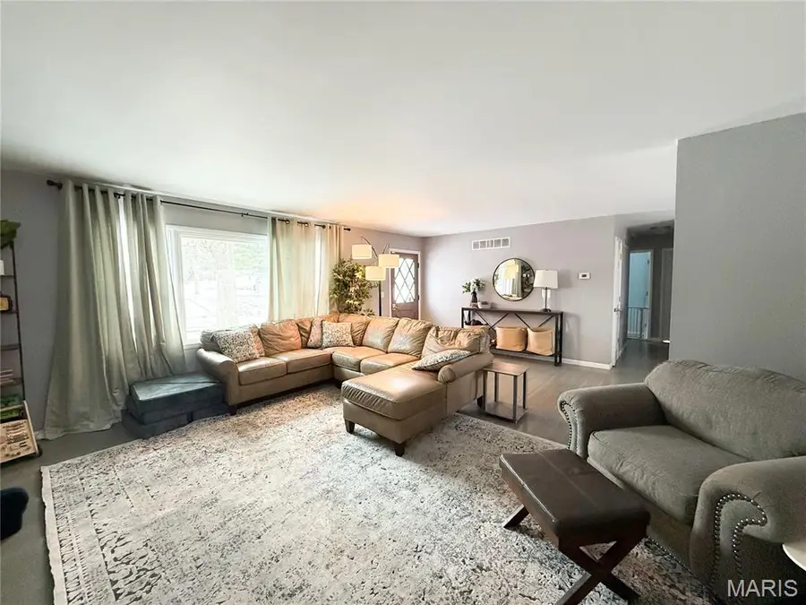 6 Fair Oaks Drive, Hannibal, MO 63401 - #3