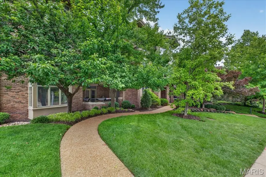 315 N Meramec Avenue #30, Saint Louis, MO 63105 - #2