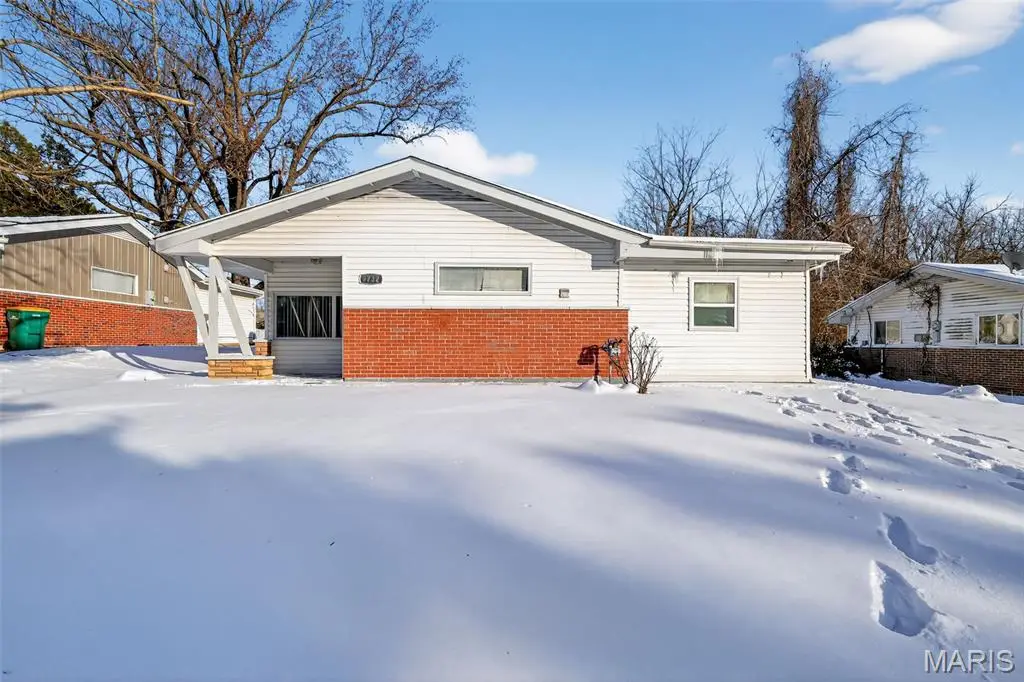 9732 Cambria Drive, Saint Louis, MO 63136 - #1