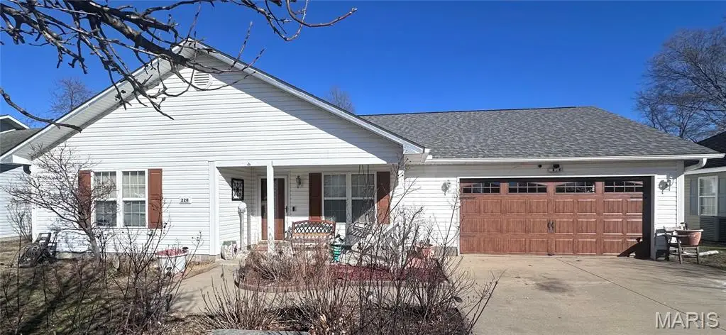 220 Sharp Avenue, Sikeston, MO 63801 - Image #1