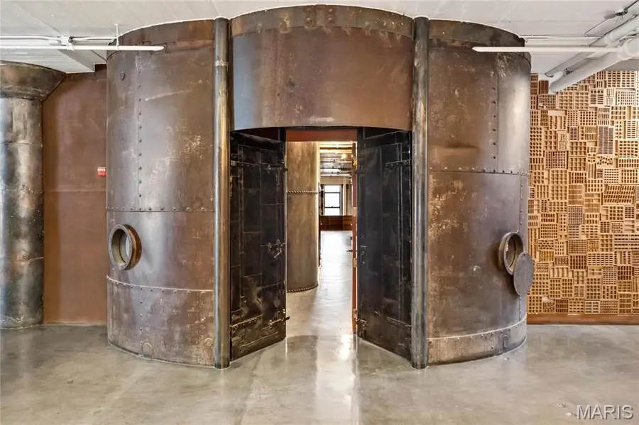 701 N 15th Street #503-504, Saint Louis, MO 63103 - #2