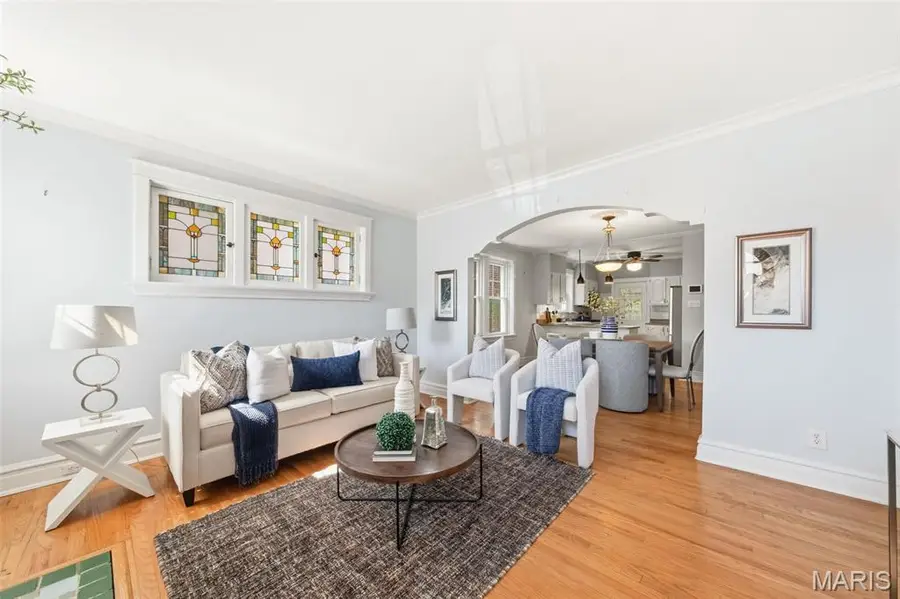 3817 Childress Avenue, Saint Louis, MO 63109 - #3