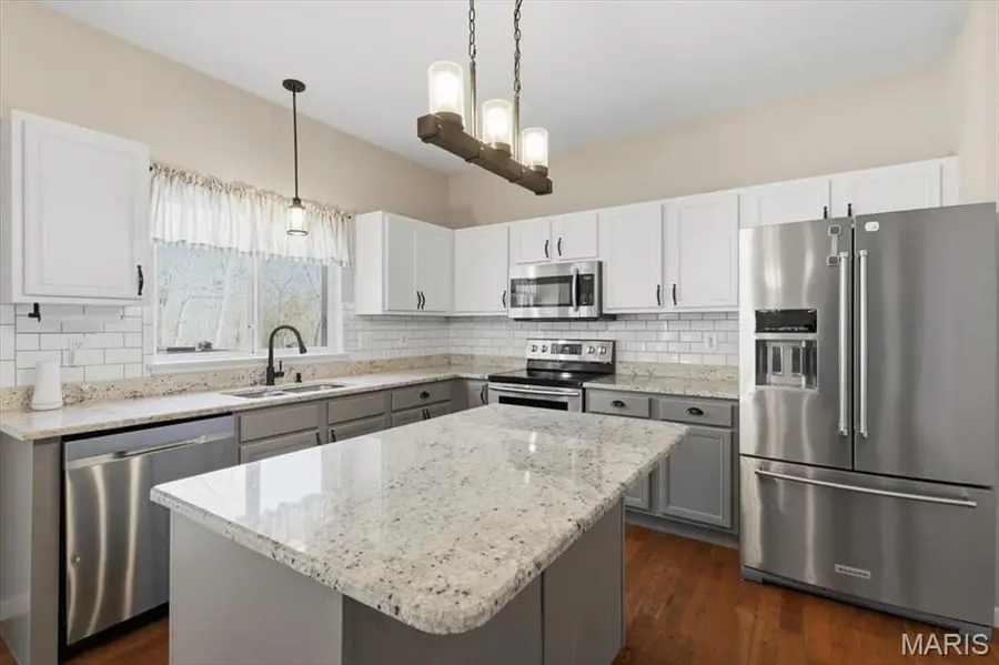 571 Bluffs View Court, Eureka, MO 63025 - #3