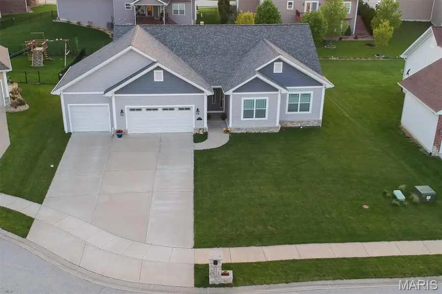 1109 Macintosh Court, O Fallon, IL 62269 - Image #2