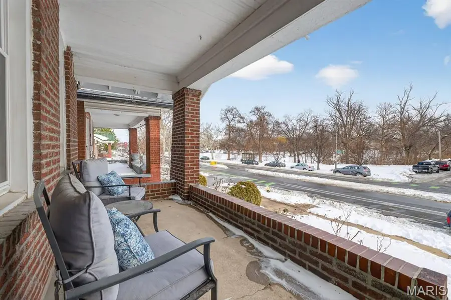 5205 S Kingshighway Boulevard, Saint Louis, MO 63109 - #2