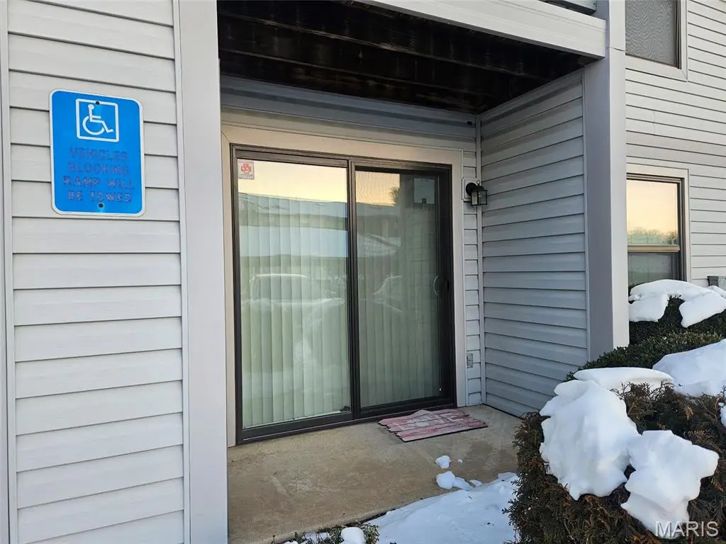 1625 Summergate Parkway #G, Saint Peters, MO 63303 - Image #1