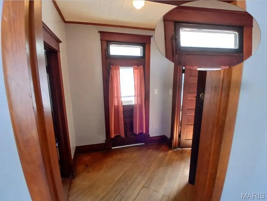 519 N Maple Street, Staunton, IL 62088 - #3