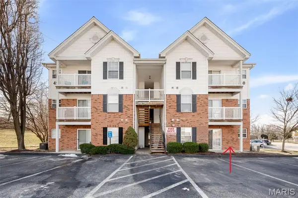 450 Benton Drive #D, St Peters, MO 63376