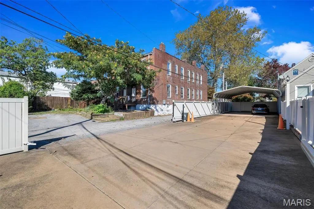 5410 Magnolia Avenue, Saint Louis, MO 63139 - Image #1