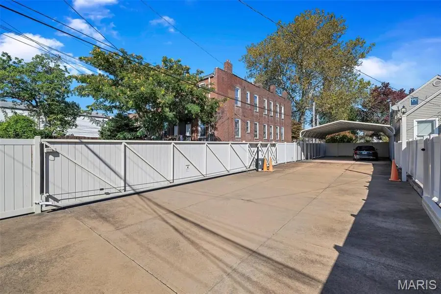 5410 Magnolia Avenue, Saint Louis, MO 63139 - Image #2