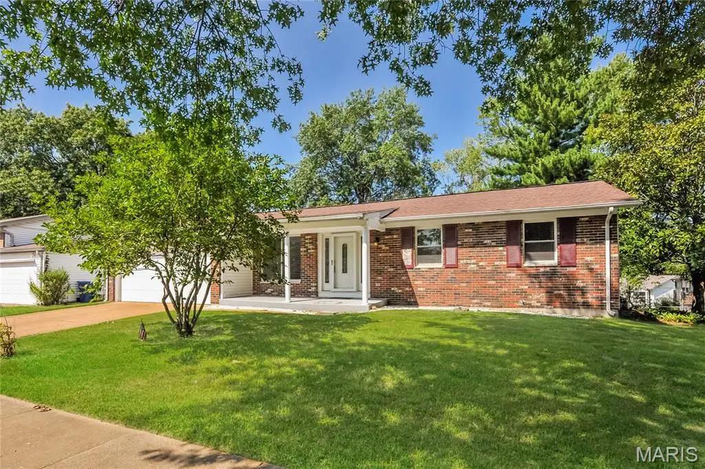 998 Tree Trails Lane, Fenton, MO 63026 - Image #1