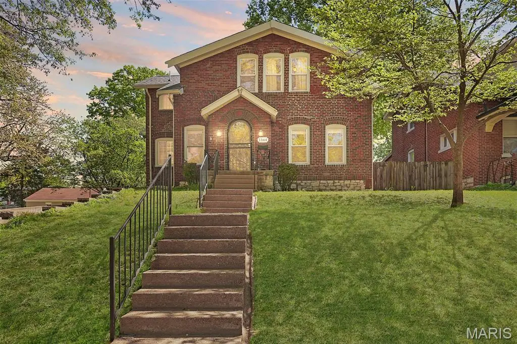 1344 Waldron Avenue, Saint Louis, MO 63130 - #1