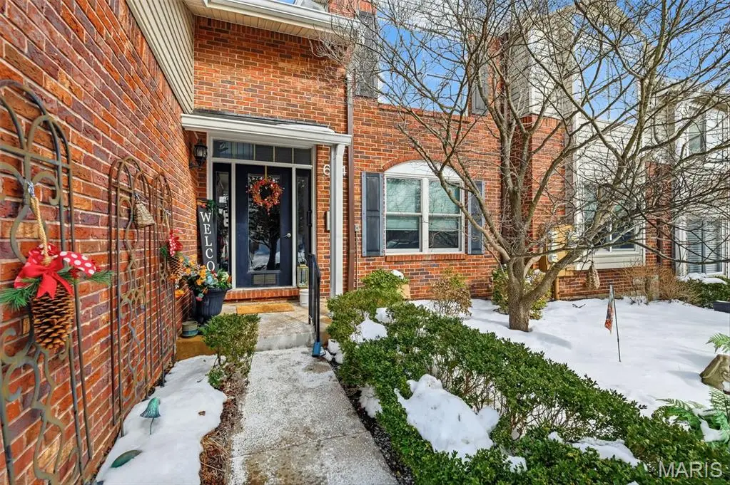 604 Pine Ridge Trails Court #202, Ballwin, MO 63021 - Image #1