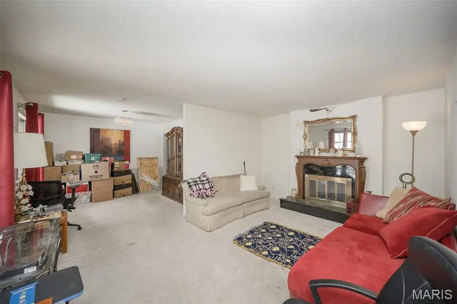 13910 Sunland Drive, Old Jamestown, MO 63034 - Image #3