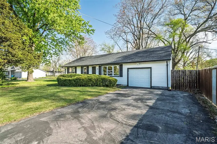 141 Elmgrove Avenue, Hazelwood, MO 63042 - #2