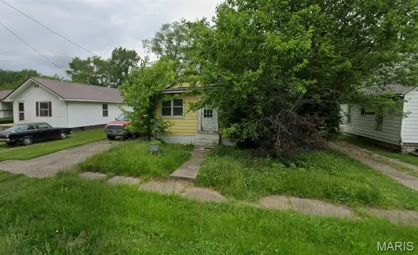 406 W Lake Street, Pana, IL 62557