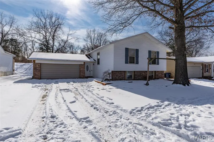 284 Brightfield Drive, Ballwin, MO 63021 - Image #2