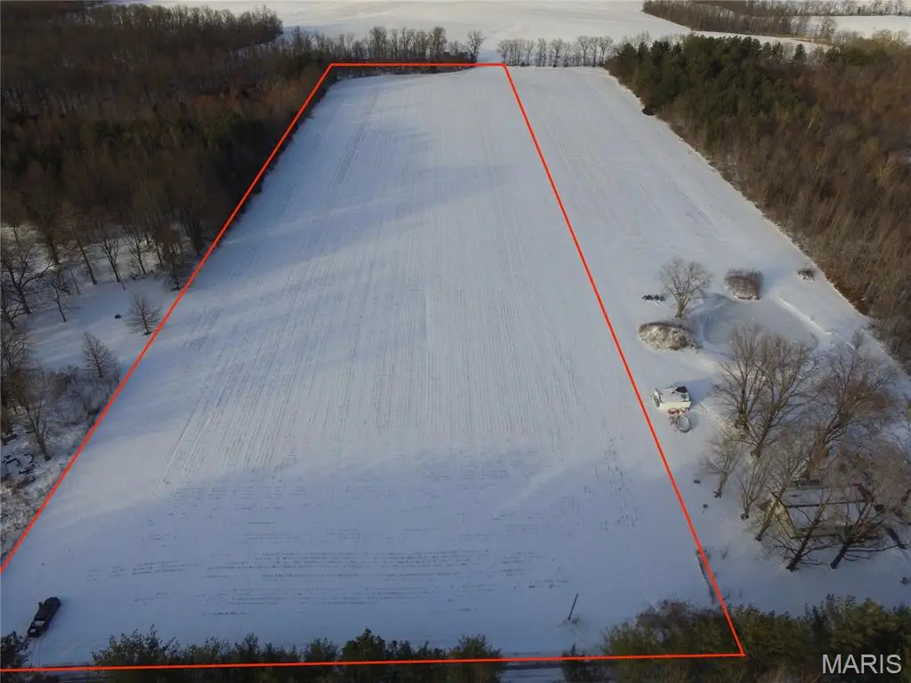 000 E. Rileyville Rd., Dix, IL 62830 - #1